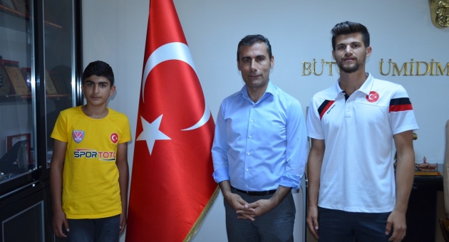 Adıyamanlı Sporcular Hokey Milli Takım Kampında