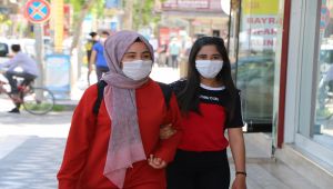 Adıyamanlı Vatandaşlar Maske Yasağına Uyuyor