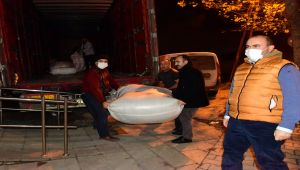 Adıyamanlılar Vakfı’ndan ihtiyaç sahiplerine giyim desteği