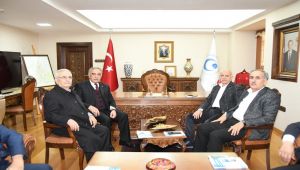 Adıyamanlılar Vakfı’ndan Rektör Turgut’a Ziyaret