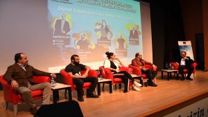 ADYÜ’de Çevrimiçi Gençlik-Dijital Çağda Medya Okuryazarlığı Forumu