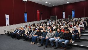 ADYÜ’de 'Kitaba Çağrı Sınavında İnsan' Konferansı
