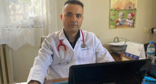 Aile Hekimlikleri depremin enkazından çıkamadı
