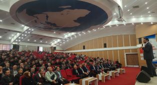 'Aileyi Korumak Geleceğimizi İnşa Etmektir' konferansına büyük ilgi