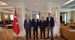 AK Parti Heyetinden Bakan Bak’a ziyaret