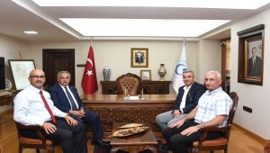 Akademisyenler Liselilere Ders Vermeye Başladı