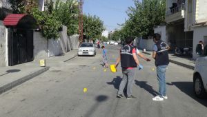 Alacak verecek tartışması taşlı sopalı kavgaya döndü - Videolu Haber