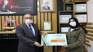 Alagöz, 'Dünya Su Günü' yarışmasında Türkiye 2'ncisi olan Elifnaz'ı kabul etti