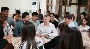 Alkayış, Gençlerle Türkiye yüzyılı vizyonunu paylaştı