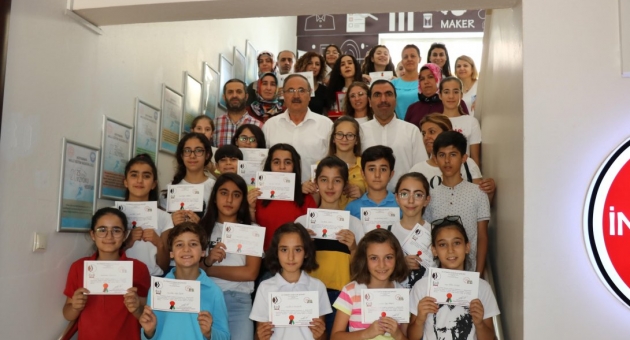 Altın Yürekler Çocuk Korosu, 'Türkiye Korolar Şenliği' Yarışmasına Katıldı