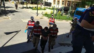 Amca oğlunu bıçaklayarak öldüren zanlı tutuklandı