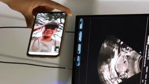 Anne karnındaki bebeğinin kalp atışını duyan asker baba selam durdu - Videolu Haber