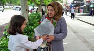 'Anneler Günü' sürprizi yürekleri ısıttı