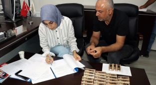 Arıcılara 200 Damızlık Kafkas Irkı Ana Arı dağıtıldı