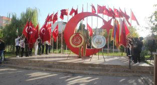 Atatürk, 85'nci ölüm yıl dönümünde Kahta’da anıldı