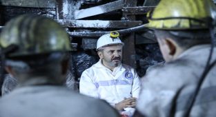Aydın, madencilerle yerin 425 metre altına girdi - Videolu Haber