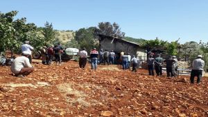 Bağ evinde çıkan yangında feci şekilde öldü
