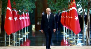 Bahçeli’den Numan Kurtulmuş’a sert sözler: 'Devleti milletten ayırmak bölücülüktür'