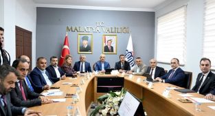Bakan Abdulkadir Uraloğlu Başkan Sami Er’i makamında ziyaret etti - Videolu Haber
