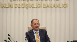 Bakan Özhaseki: Deprem bölgesindeki 4 şehrin meydanını yeniden yapıyoruz