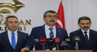 Bakan Tekin: 6 bin 346 dersliğimizden 1176 tanesi kullanılamaz durumda - Videolu Haber