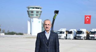 Bakan Uraloğlu: Hatay’ı çok daha güçlü ve gelişmiş bir şekilde ayağa kaldıracağız