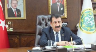 Başkan Çelik: Temiz bir çevre için plastik kirliliğini önlenmek mecburiyetindeyiz