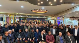 Başkan Çelik Van Erciş’de muhtarlar ve yetiştiricilerle buluştu