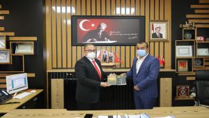 Başkan Deniz ve eğitimci-yazar Nevzat Güzel, Alagöz'ü ziyaret etti