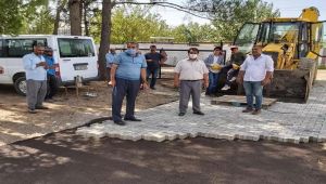 Başkan Erdoğan, köy içi kilitli parke çalışmalarını inceledi
