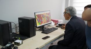 Başkan Hallaç, kent bilgi sistemi çalışmalarını yerinde inceledi