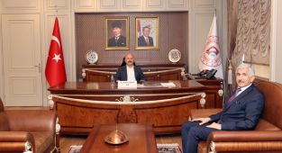 Başkan Hallaç'tan Vali Varol'a ziyaret