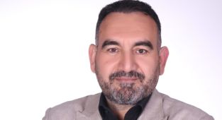 Başkan Hüseyin Teke bayram öncesi yetimleri sevindirdi