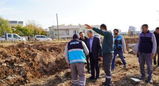 Başkan Kılınç Camii inşaatı altyapı çalışmalarını yerinde inceledi