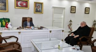Başkan Kılınç, MHP İl Başkanı Özgün'ü makamında ağırladı