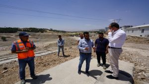 Başkan Kılınç, millet bahçesinde incelemelerde bulundu