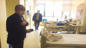 Başkan Kılınç’tan hastanede yatan hastalara ziyaret