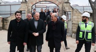 Başkan Okay, Bakan Yardımcısı Yazgı ile tarihi yapılarda incelemelerde bulundu