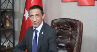 Başkan Özat: 20 bin atamayı sisteme ancak yama olabilir