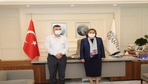 Başkan Şahin'den kahraman şoföre ödül