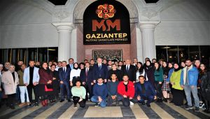 Başkan Şahin: Gençlerin Emrindeyiz