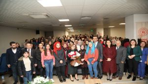 Başkan Şahin, Kız Öğrencilerle Çay Sohbetinde Buluştu