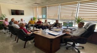 Başkan Taş ve Yönetim Kurulu Üyelerinden Başhekim Şirik'e hayırlı olsun ziyareti