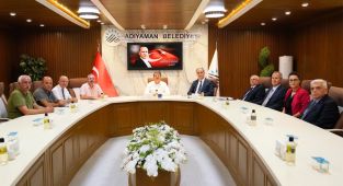 Başkan Tutdere’den Besni Eğitim Bayramı’na davet - Videolu Haber