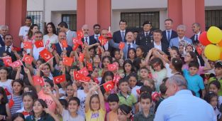 Başkan Tutdere, öğrencilerin heyecanına ortak oldu