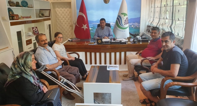 Başkan Yıldırım'dan, LGS' de Tam Puan Alan Öğrencilere Altın Ödülü