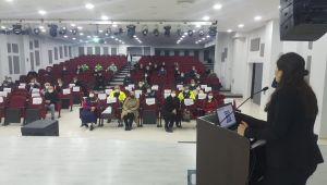 Belediye personeli uyuşturucuyla mücadele konusunda bilgilendirildi