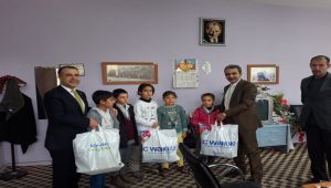 Besni Belediyesi Okul Boyattı