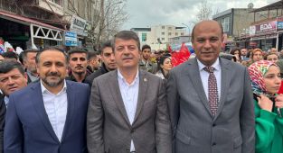 Besni’de CHP Seçim İrtibat Bürosu açıldı