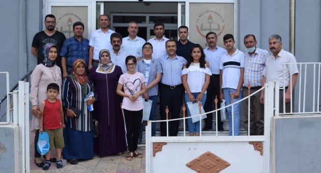 Besni’de Dereceye Giren Öğrenciler Ödüllendirildi